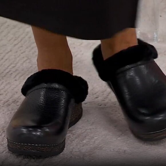 new Dansko Magda Leather and Sheepskin clog 252 - Picture 15 of 15